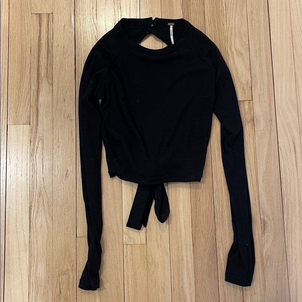 Free people size XS Black Long Sleeve Tie-Back Top - Picture 2 of 12